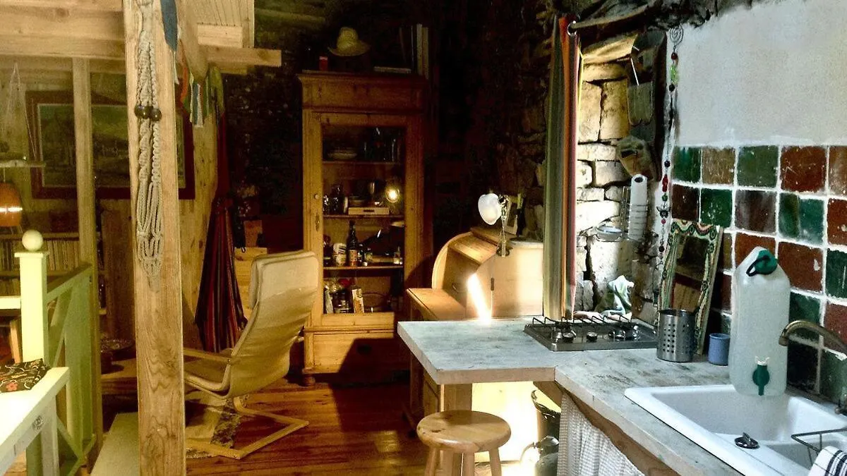 Nyaraló La Cabane Des Raspes Montjaux